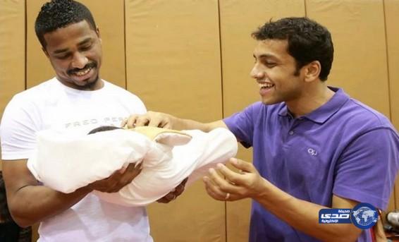 الشلهوب يصطحب ابنته البندري لحفل الهلال