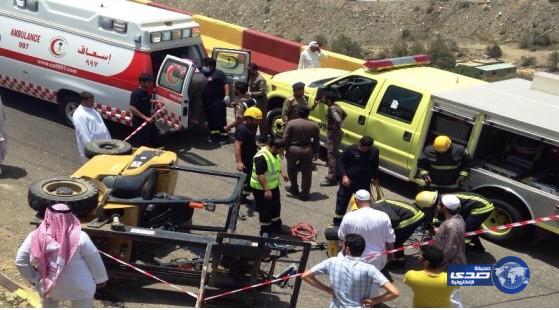توقُّف نبض قلب سائق رافعة شوكية بعد انقلابها في الباحة