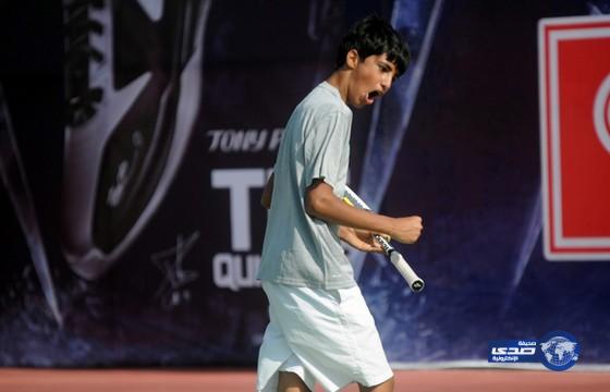 نجم التنس السعودية سعود الحقباني يتأهل للدور الثاني من البطولة الوطنية الأمريكية‎