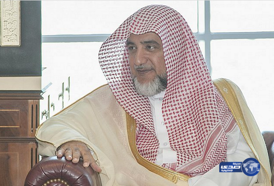 وزير الشؤون الإسلامية يوجه الخطباء بفضح أعمال ومخططات الإرهابيين