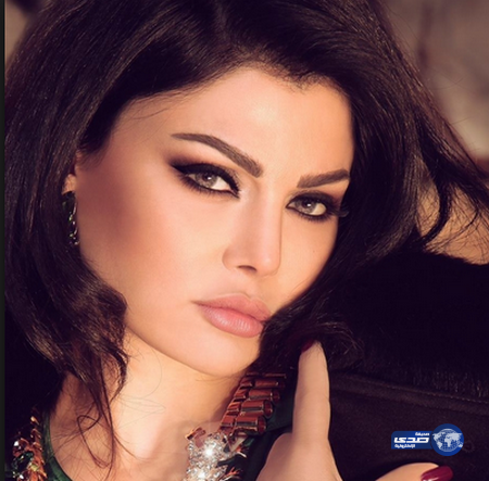 هيفاء وهبى أمام النيابة العامة المصرية