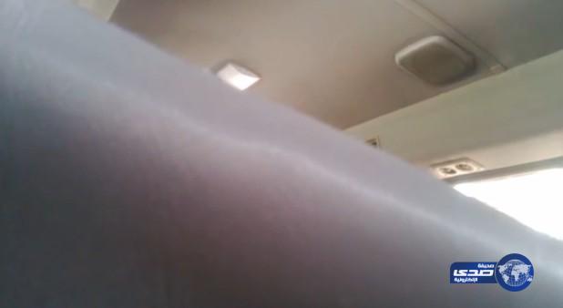 بالفيديو.. طرد طالبات من باص جامعة الأميرة نورة