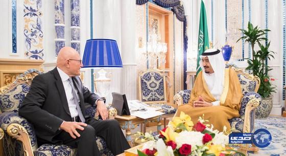 خادم الحرمين الشريفين يستقبل دولة رئيس وزراء جمهورية لبنان