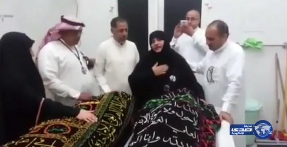 مقطع مؤثر لوالدة الشهيدين محمد وعبدالجليل الأربش