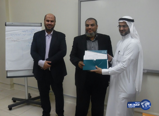 بالصور: اختتام دورتي “الحملات الاعلامية والعلاقات العامة” بجامعة أم القرى‎