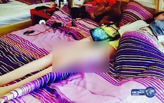 عارضة أزياء صينية طول قدميها فقط 114 سنتيمتراً