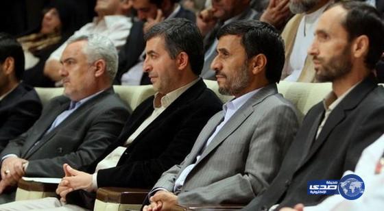 أحمدي نجاد مهدد بـ”الاعتقال”