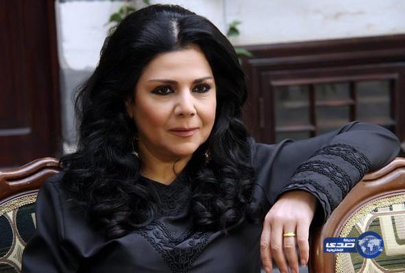 أم عصام تكشف عن أسرارها في “باب الحارة “