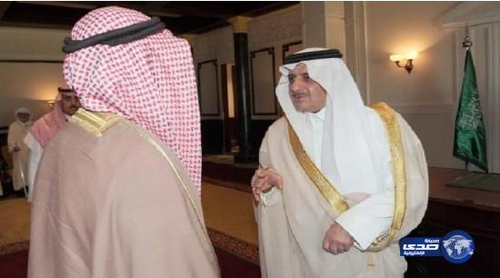 أمير تبوك يستقبل والد المبتعث المتوفى في أمريكا خليل البلوي