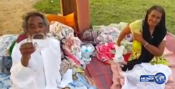 بالفيديو: مواطن وزوجته يسكنان حديقة بـ “صبيا” لأكثر من سنة