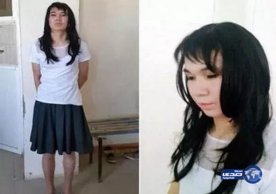 شاب يتنكر في ملابس صديقته ليدخل امتحان آخر العام بدلًا منها