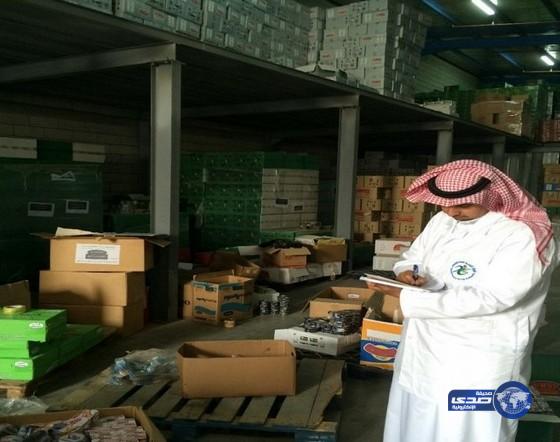 «الغذاء والدواء»تضبط 26 ألف كيلو غرام أغذية فاسدة