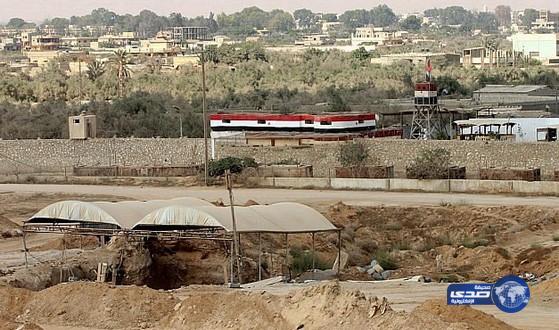 مصرع ضابط مصري وإصابة جنديين في انفجار شمال سيناء