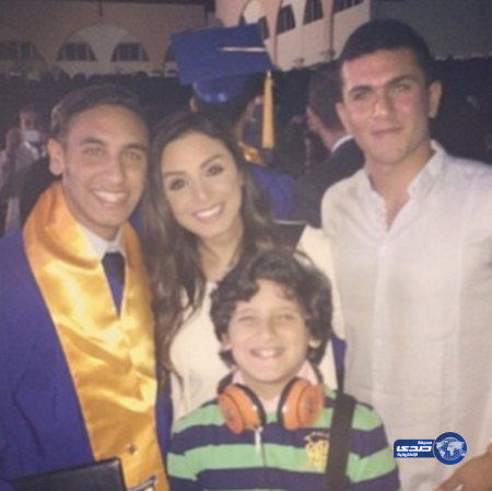 أنغام تحتفل بتخرج أبنها الاكبر..