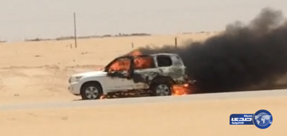 انفجار سيارة على طريق العصراء(فيديو)