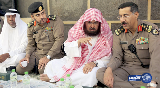 الشيخ السديس يقف على الخدمات المقدمة لقاصدي بيت الله الحرام