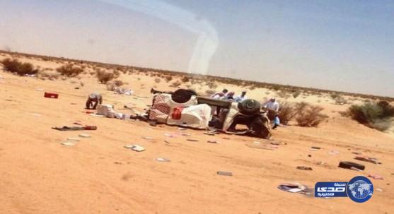 وفاة مقيم وإصابة مرافقه في انقلاب سيارتهما بطريق تربة الطائف