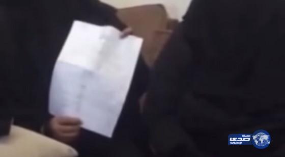 محتال ينصب على “مطلقات جدة” بدعوى توفير سكن من الملك(فيديو)