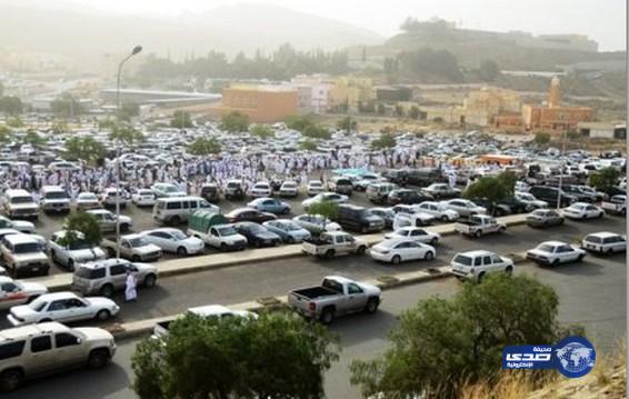 فريق رقابي بأمانة عسير يتابع 120 بسطة في سوق أبها الرمضاني‎