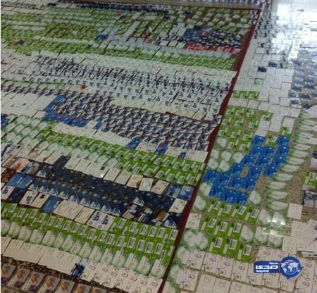 الإطاحة بوافدين آسيويين امتهنا البيع غير النظامي لشرائح الهاتف في بريده