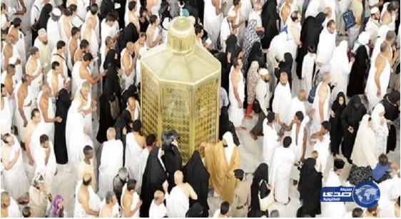 شؤون الحرمين: لا تعيقوا حركة الطائفين بالصلاة خلف مقام إبراهيم