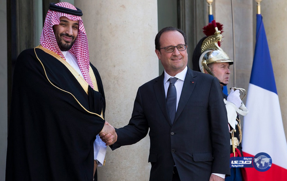 الرئيس الفرنسي يلتقي ولي ولي العهد في قصر “الإليزيه”