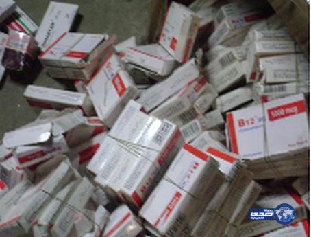 ضبط «أدوية» تقدر بـ«400 ألف ريال» مع مصري قادم من المملكة