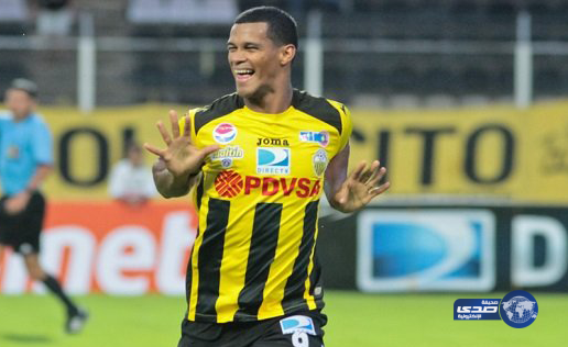 لاعب الإتحاد ريفاس ( سأكون هداف دوري جميل )