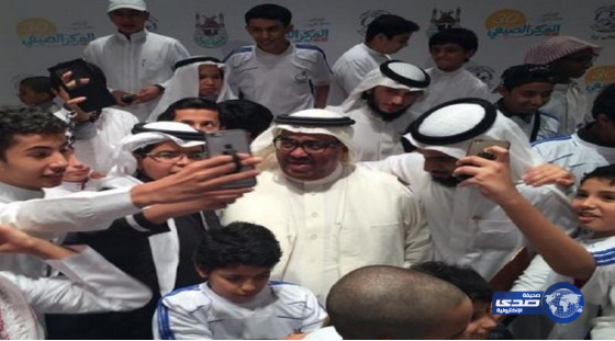 أبو عبدالكريم يربك حفل في جامعة أم القرى