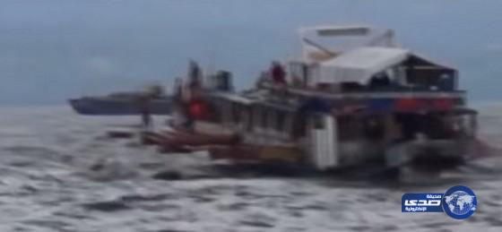 بالفيديو: لحظة ابتلاع البحر عبارة ركاب في الفلبين