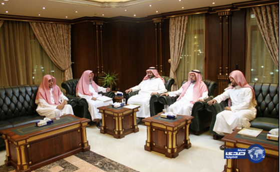 الشيخ الفالح يلتقي أعضاء مجلس كرسي دراسات المسجد النبوي الشريف