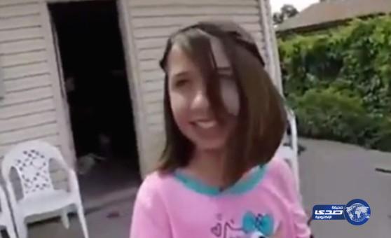 بالفيديو: طفلة تقلع ضرسها المؤقت بالقوس والسهم
