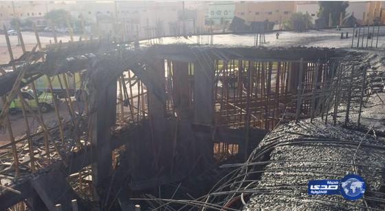 الدفاع المدني يباشر حادثه انهيار سقف مبني قيد الإنشاء‎ في عرعر