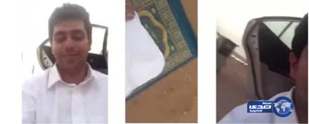 بالفيديو: شاب يتوقف أمام كاميرا ساهر ويقرر الصلاة والاعتكاف عندها حتى لا تؤذي أحد