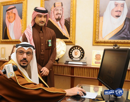 أمير القصيم يدشن موقع الإمارة الإلكتروني الجديد