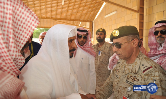 قيادة القوات البرية تعزي ذوي شهيد الواجب الملازم أول عبدالله المنصور
