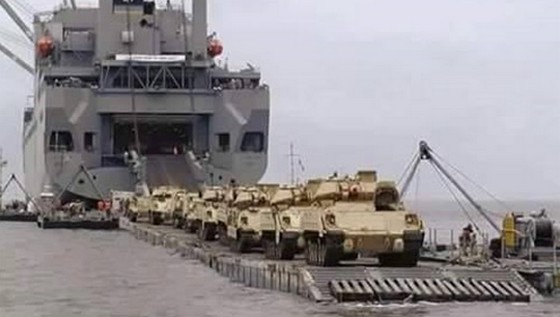 محاولة إنزال بحرية للتحالف في ميناء البريقة بعدن جنوب اليمن