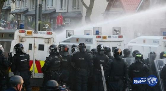 الداخلية البريطانية ترفض استخدام خراطيم المياه في مواجهة الاحتجاجات