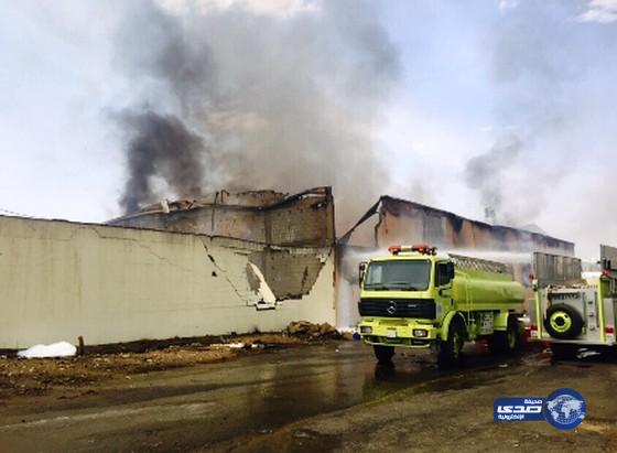 حريق بالمنطقة الصناعية بخميس مشيط بدون خسائر بشرية‎(صور)