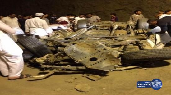 مصرع 7 مواطنين في سقوط سيارة على طريق وادي دفا بجازان
