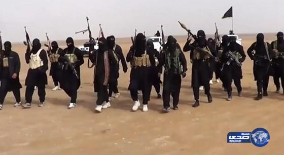 “داعش” يعدم ليبيين ويصلبهما في مدينة “سرت”