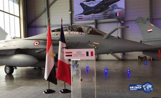 فرنسا تسلم مصر أول دفعة من طائرات رافال