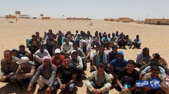 ضبط 181 مصريًا حاولوا التسلل إلى ليبيا