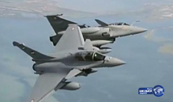 بالفيديو.. لحظة تحليق “الرافال” فوق قناة السويس الجديدة