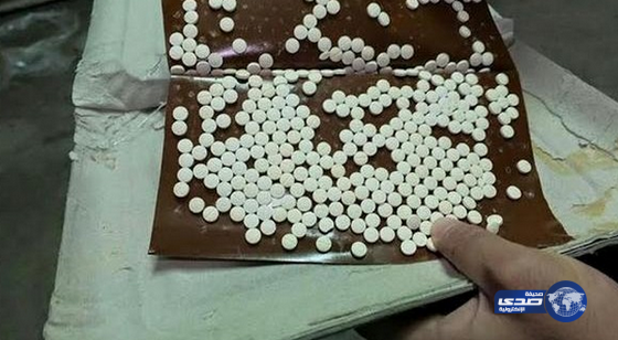 بالصور.. إحباط تهريب 250 ألف حبّة مخدّرة إلى المملكة