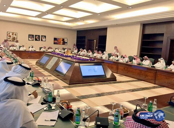 “الدخيل” يؤكد بدء العام الدراسي المقبل في موعده المحدد