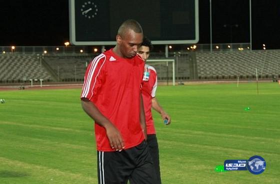 مخالفات مرورية بـ 50 ألف ريال تمنع عساف القرني من المغادرة