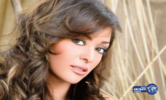داليا البحيري تهاجم الإعلام الفني