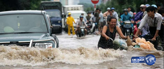 مصرع 11 شخصًا جراء الفيضانات في فيتنام