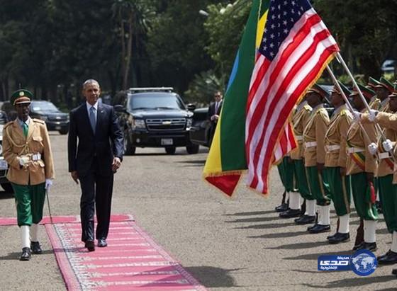 بالفيديو .. أثيوبيا تستخدم سجاد المساجد في مراسم استقبال أوباما